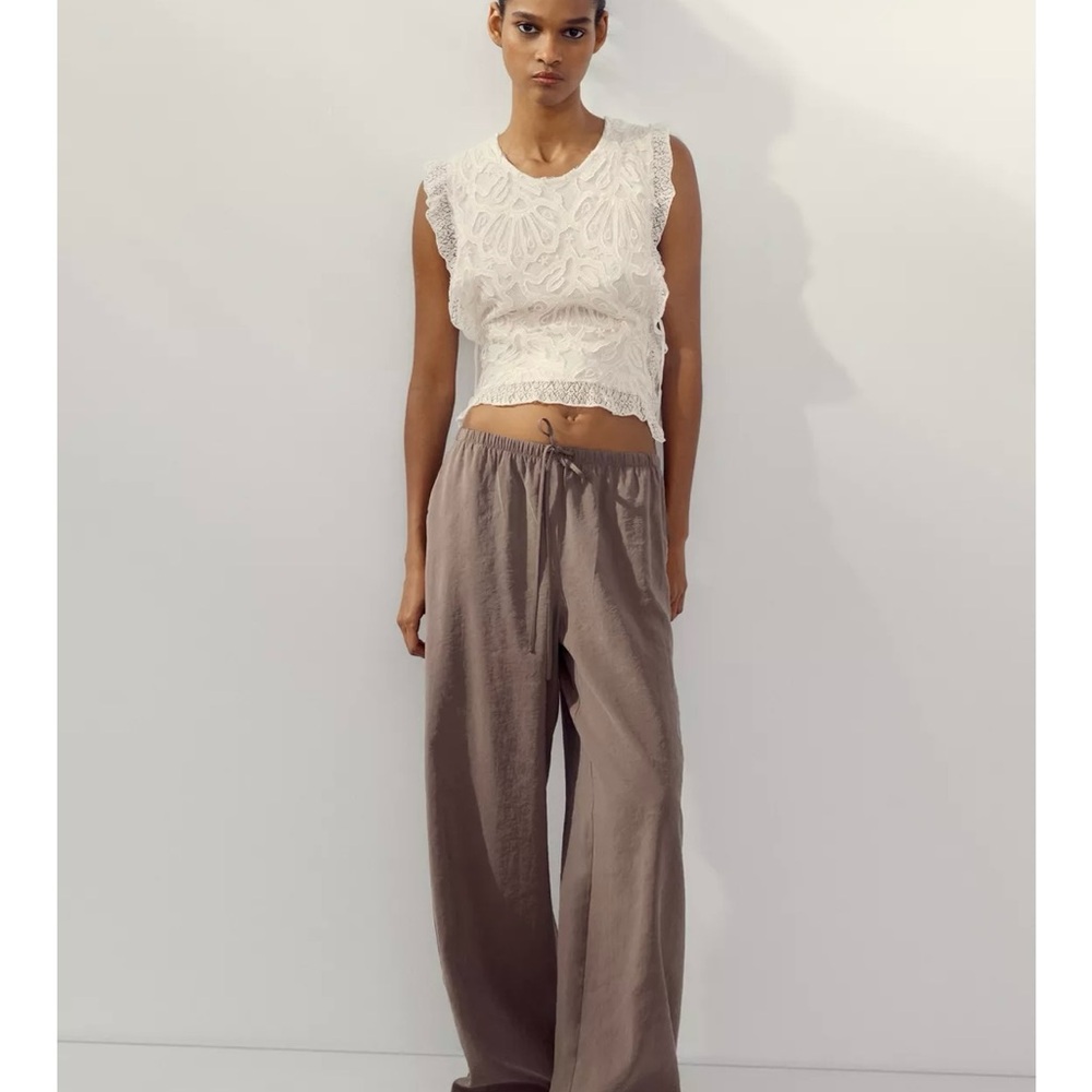 ZARA SIDE TIE KNIT TOP
M WHITE/Cream 
REF. 3920/270 - Picture 6 of 14